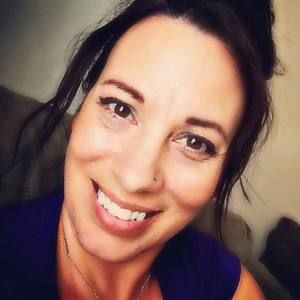 Meet your Posher, Holly